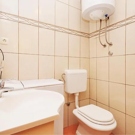Apartment Pave Crvelina I-528 Tisno